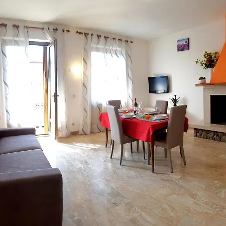 Apartment Casa Ahmati Borgo Vesio Tremosine