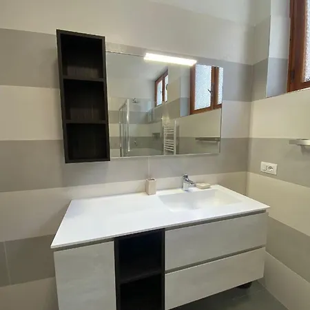 Casa Ahmati Borgo Vesio *