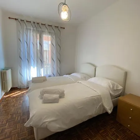 アパート Casa Ahmati Borgo Vesio *